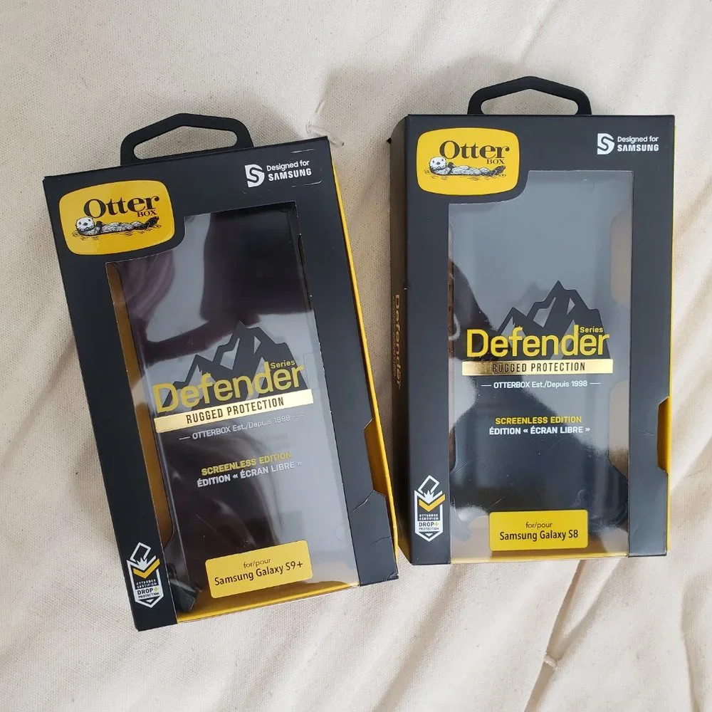 - Defender otterbox clips/S8 and S9+